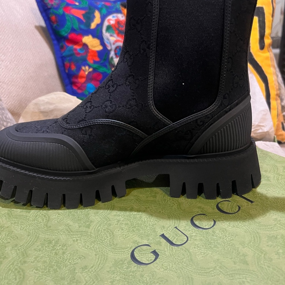 Gucci Black Textured Ankle Boots men’s 8.5 - Picture 2 of 7
